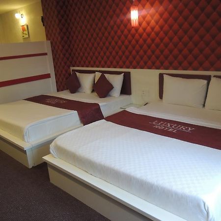 Luxury Hotel Ho Chi Minh City Exterior photo