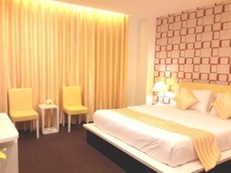 Luxury Hotel Ho Chi Minh City Exterior photo