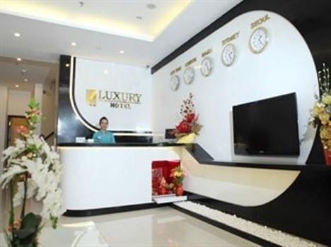 Luxury Hotel Ho Chi Minh City Exterior photo